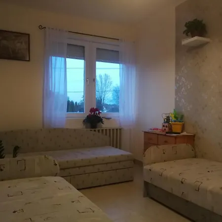 Katie Apartman 아파트 발라톤엘